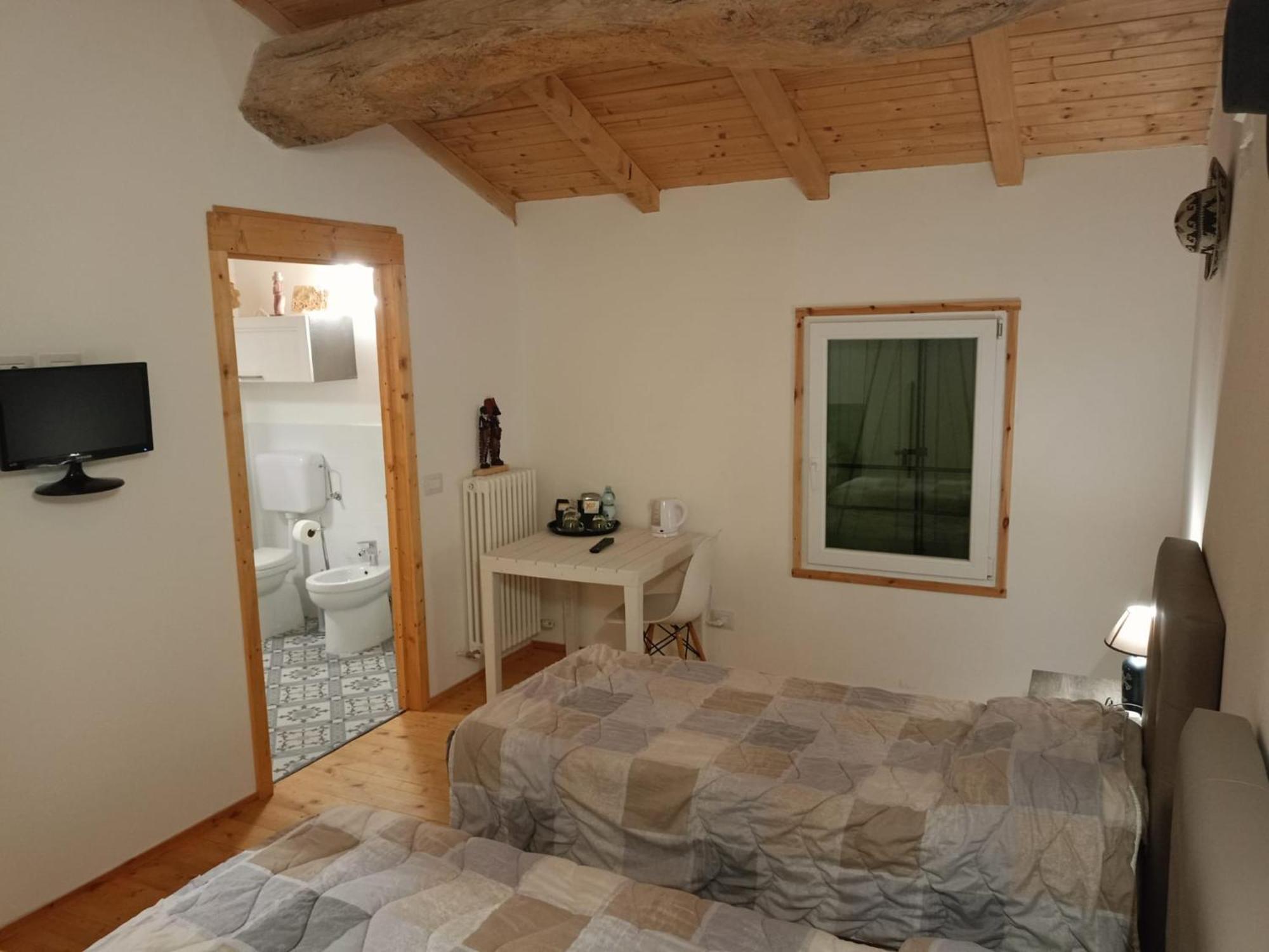 Bed and Breakfast Il Salice Ganaceto Exterior foto